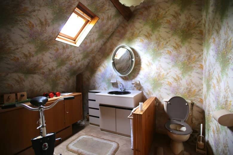Photos du bien : Les Mesnuls – Maison ancienne à rafraichir