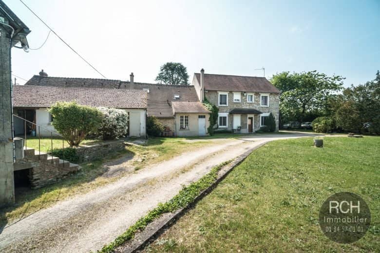 Photos du bien : Gambais – Charmante maison ancienne avec dépendances
