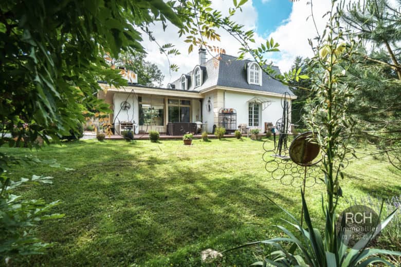 Photos du bien : La Hauteville – Très belle maison dans environnement privilégié
