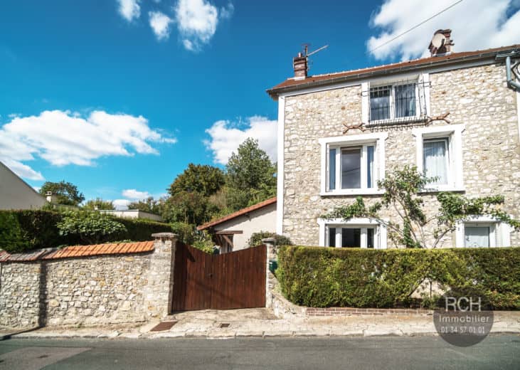 Photos du bien : Exclusivité – Septeuil – Charmante maison ancienne en parfait état