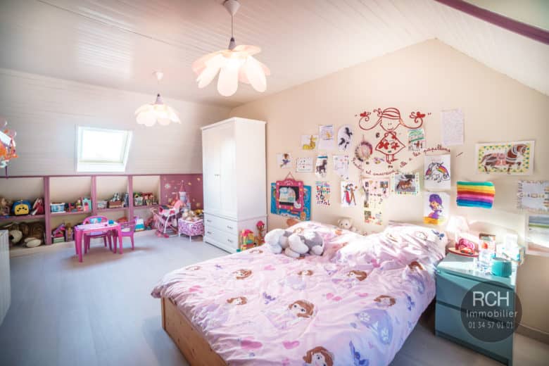 Photos du bien : Garancières – Maison familiale en parfait état avec commerces et école à pieds