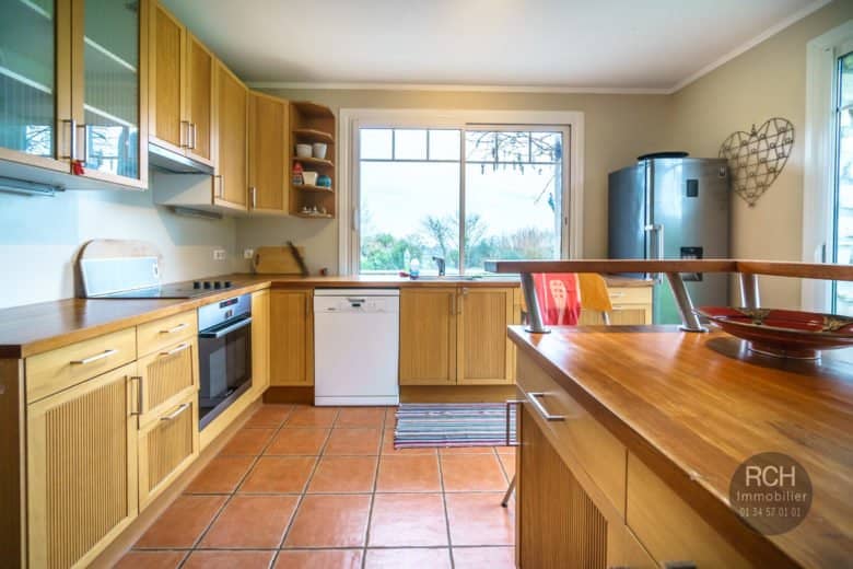 Photos du bien : Orgerus – Charmante maison aux grands volumes