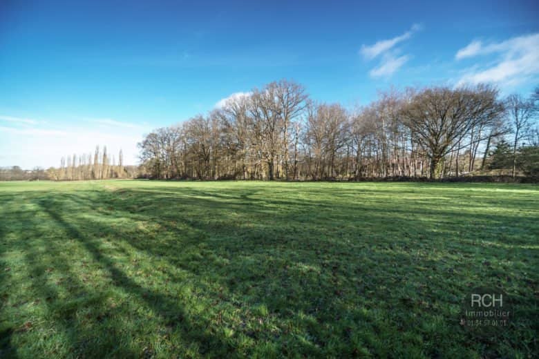 Photos du bien : Gambais – Terrain constructible dans bel environnement