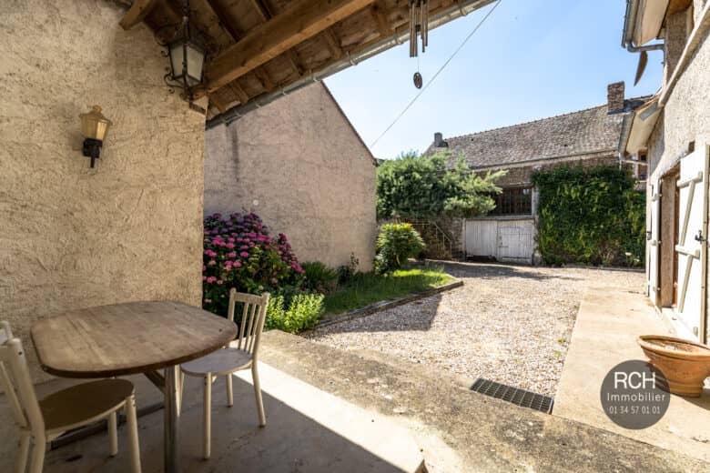 Photos du bien : Richebourg – Charmante maison ancienne avec grange aménagée