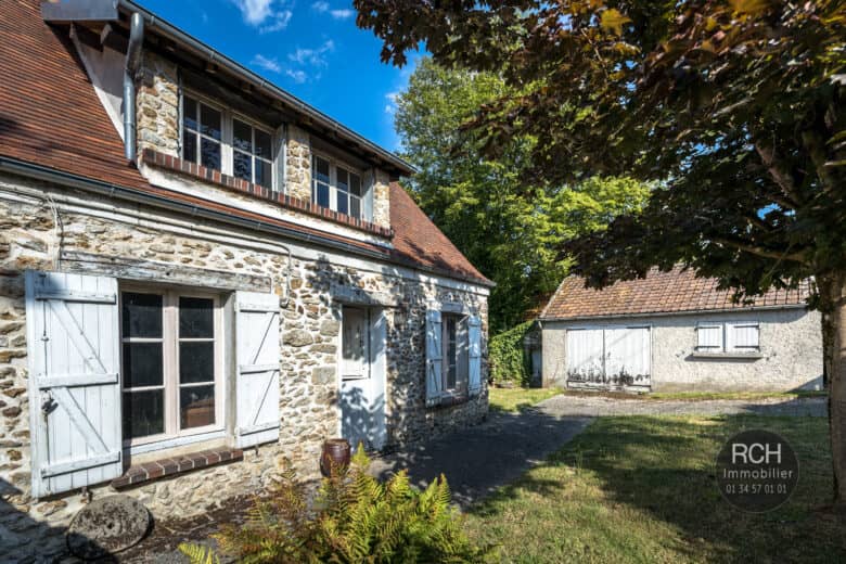 Photos du bien : EXCLUSIVITE – Les Mesnuls / La Millière – Charmante maison ancienne dans environnement privilégié