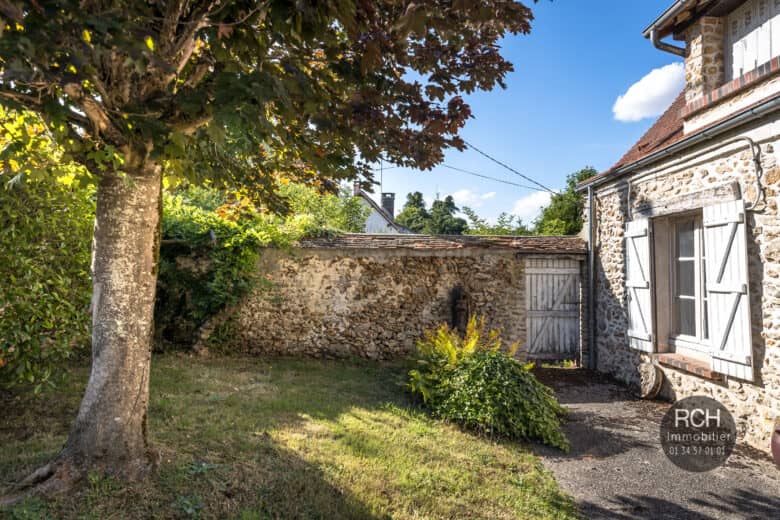 Photos du bien : EXCLUSIVITE – Les Mesnuls / La Millière – Charmante maison ancienne dans environnement privilégié