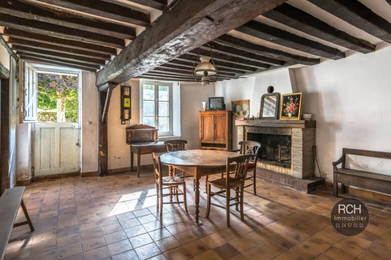 Photos du bien : EXCLUSIVITE – Les Mesnuls / La Millière – Charmante maison ancienne dans environnement privilégié