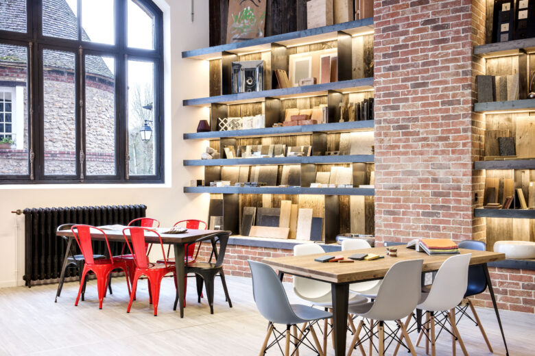 Photos du bien : EXCLUSIVITE – Montfort-l’Amaury – Magnifique espace de coworking