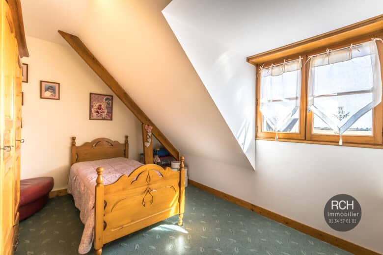 Photos du bien : Boutigny-Prouais – Grande maison contemporaine de 2006