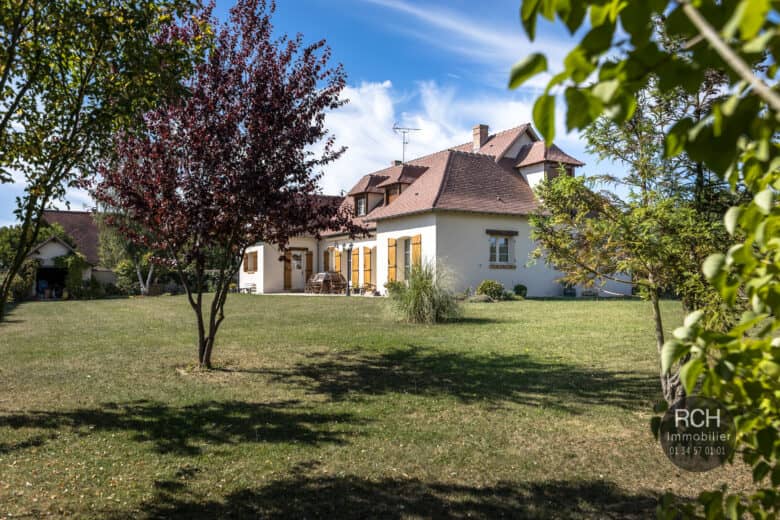 Photos du bien : Boutigny-Prouais – Grande maison contemporaine de 2006