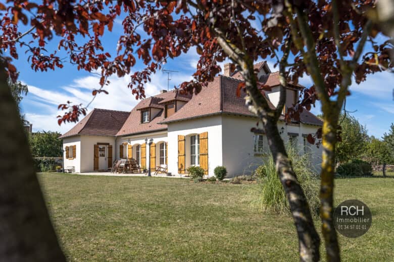 Photos du bien : Boutigny-Prouais – Grande maison contemporaine de 2006