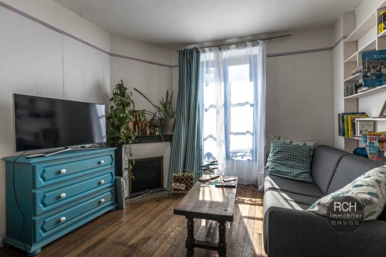 Photos du bien : EXCLUSIVITE – Centre ville de Jouars-Pontchartrain – Charmante maison ancienne