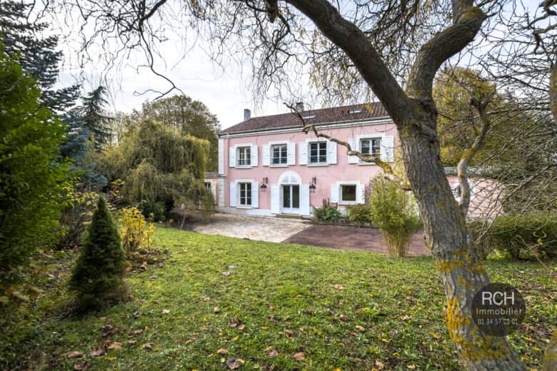 Photos du bien : Bazoches-sur-Guyonne – Belle propriété ancienne