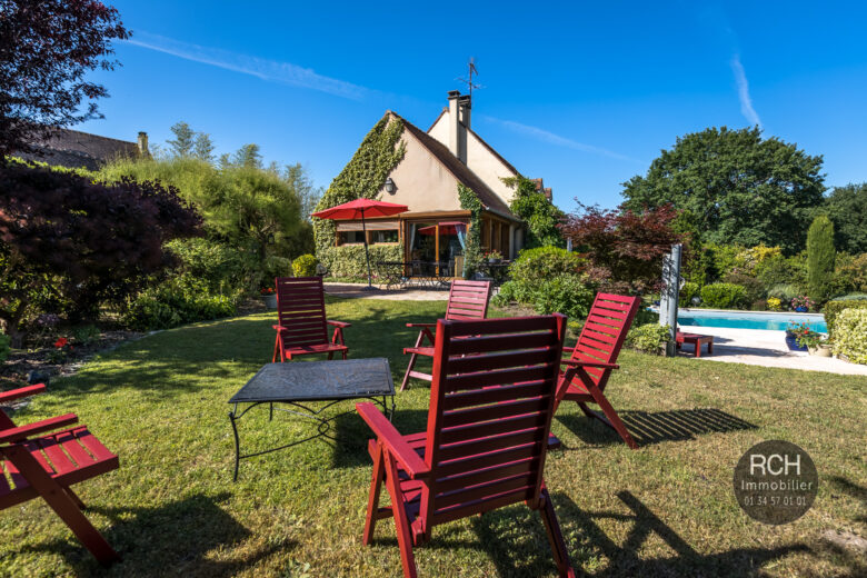 Photos du bien : Gambais – Charmante maison avec piscine chauffée