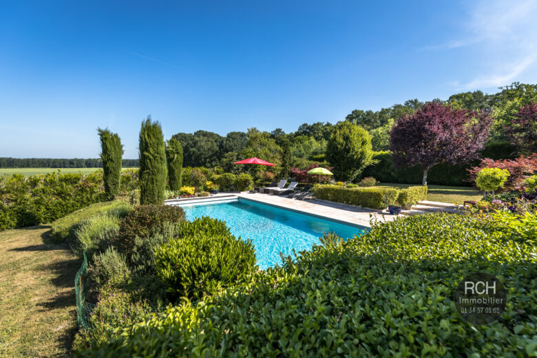 Photos du bien : Gambais – Charmante maison avec piscine chauffée