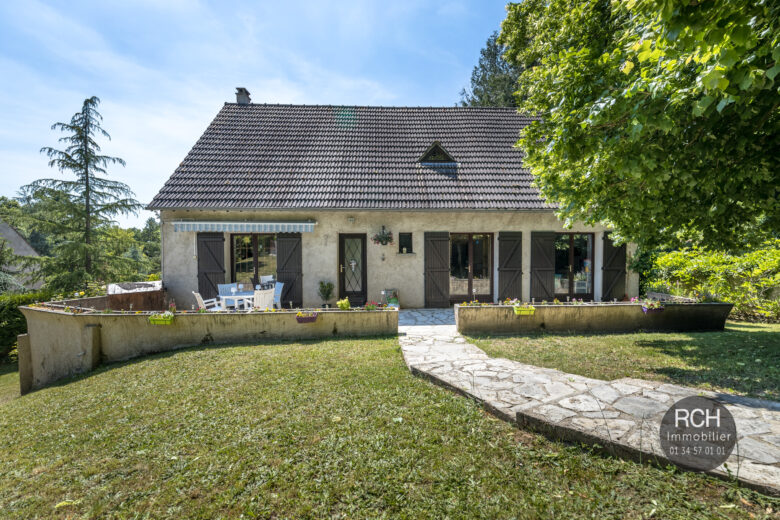 Photos du bien : Jouars-Pontchartrain – Charmante maison familiale