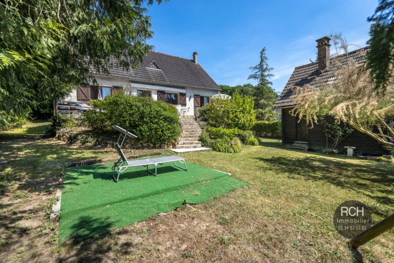 Photos du bien : Jouars-Pontchartrain – Charmante maison familiale
