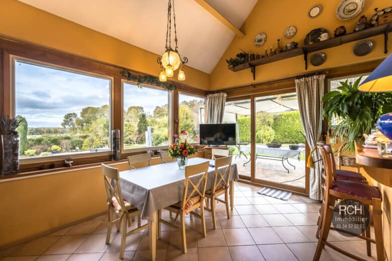 Photos du bien : Gambais – Charmante maison avec piscine chauffée