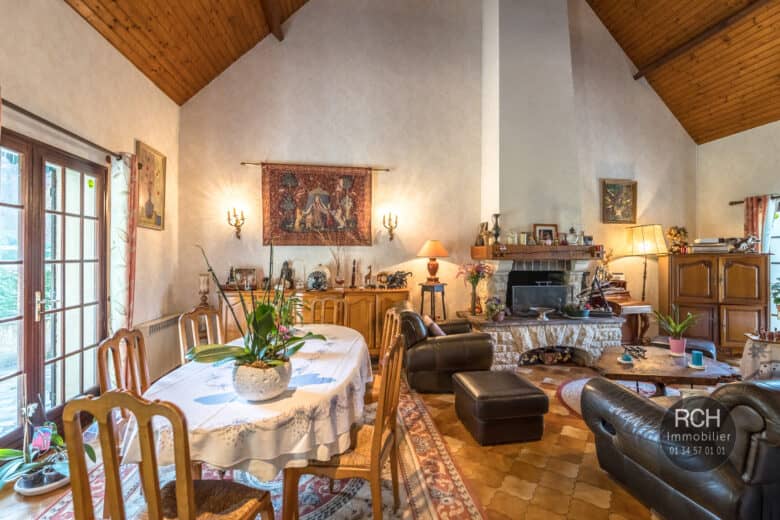 Photos du bien : Jouars-Pontchartrain – Charmante maison familiale