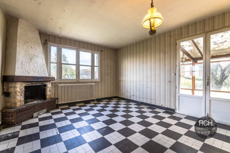 Photos du bien : Exclusivité – Grosrouvre – Maison à rénover