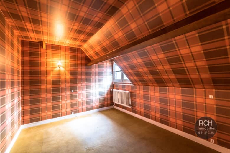 Photos du bien : Exclusivité – Grosrouvre – Maison à rénover