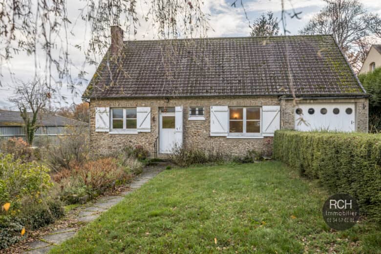 Photos du bien : Exclusivité – Grosrouvre – Maison à rénover