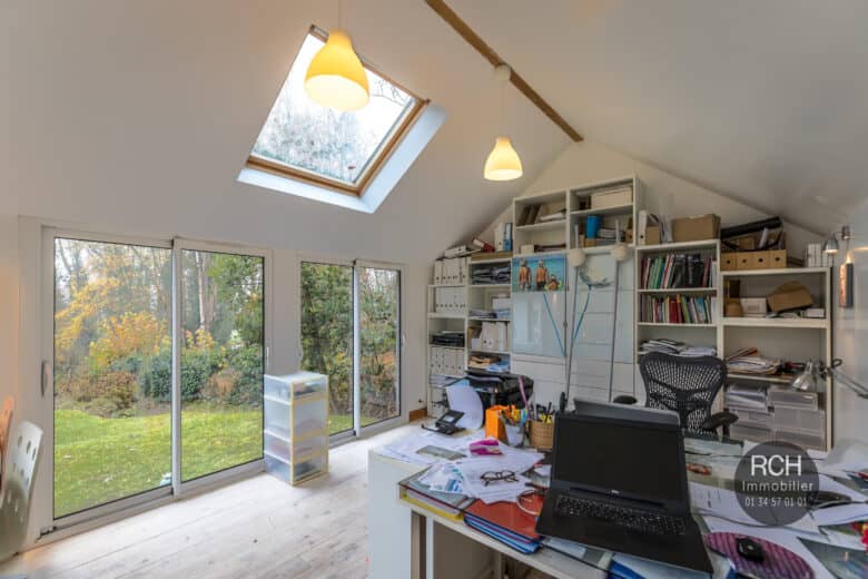 Photos du bien : Méré – Charmante maison en parfait état dans un bel environnement