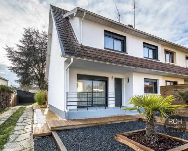 Photos du bien : EXCLUSIVITE – Montfort L’Amaury – Maison entièrement restaurée