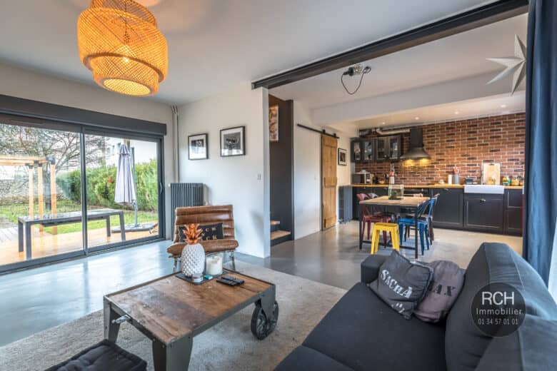 Photos du bien : EXCLUSIVITE – Montfort L’Amaury – Maison entièrement restaurée