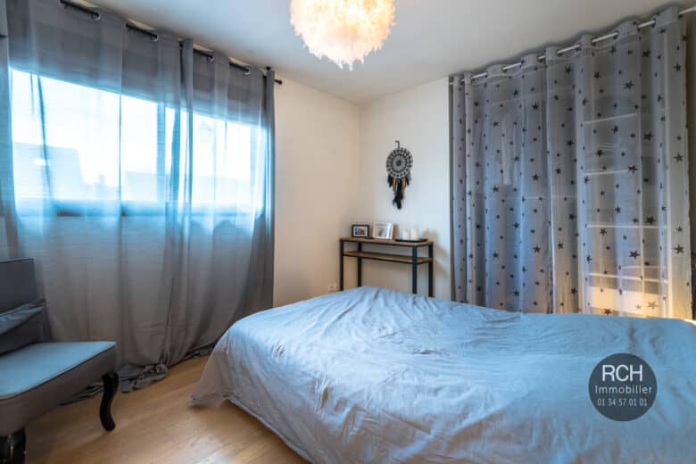 Photos du bien : EXCLUSIVITE – Montfort L’Amaury – Maison entièrement restaurée