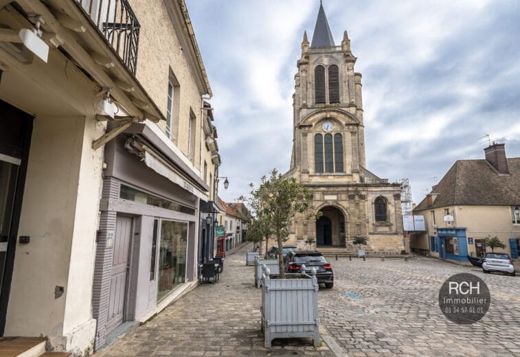 Photos du bien : Plein centre de Montfort-l’Amaury – Cession de fonds de commerce