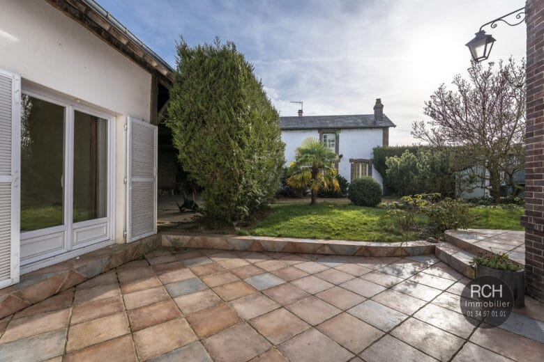 Photos du bien : Bû – Charmante maison ancienne avec dépendances