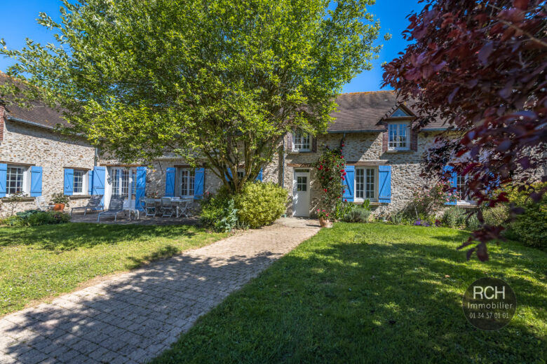 Photos du bien : Bourdonné – Charmante maison ancienne de 300 m2