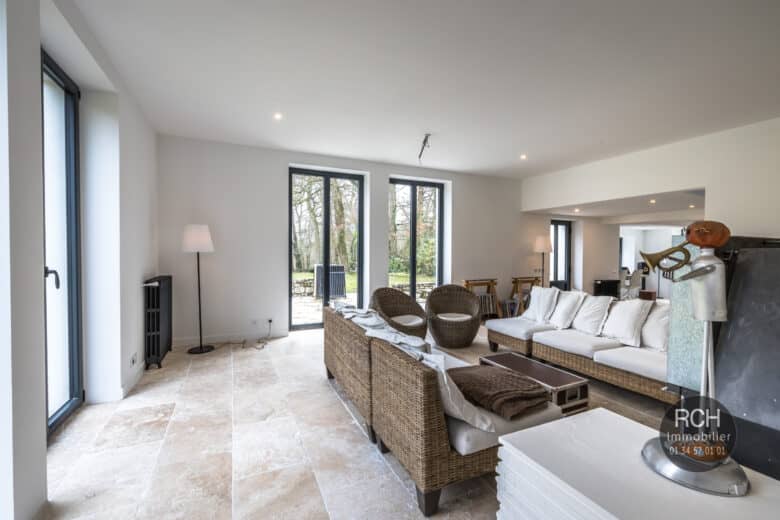 Photos du bien : Exclusivité – Gambais – Superbe maison contemporaine à terminer