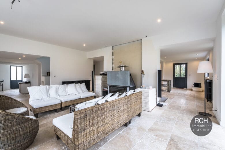 Photos du bien : Exclusivité – Gambais – Superbe maison contemporaine à terminer