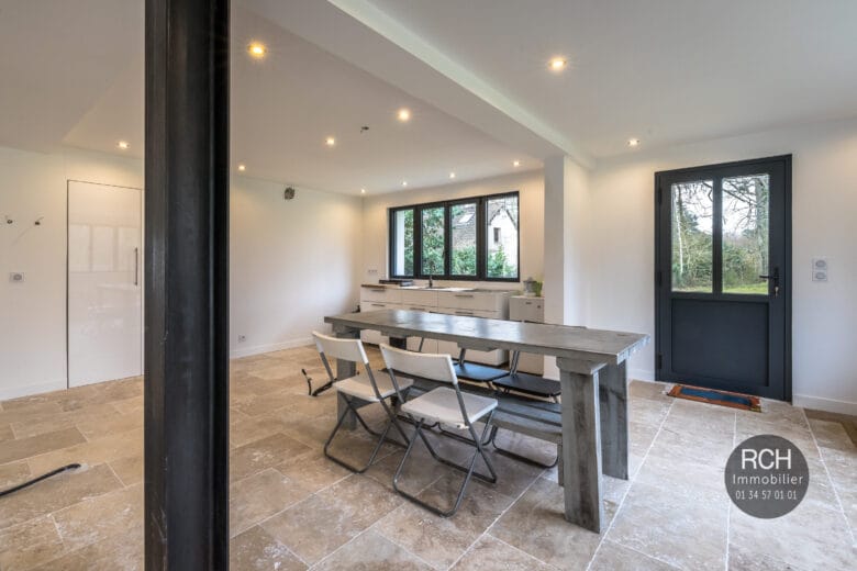 Photos du bien : Exclusivité – Gambais – Superbe maison contemporaine à terminer