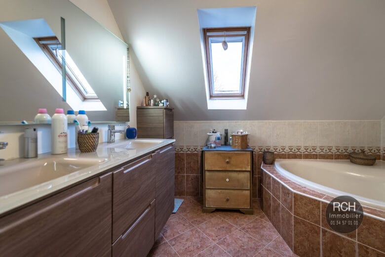 Photos du bien : Orgerus – Jolie maison parfaitement entretenue