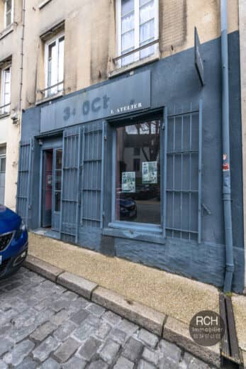 Photos du bien : Montfort-l’Amaury – Local commercial