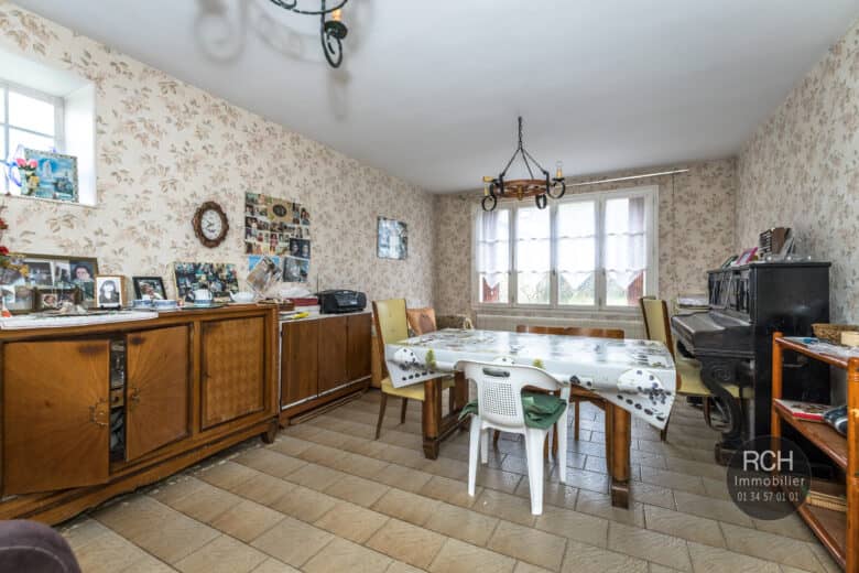 Photos du bien : Saint-Léger-en-Yvelines – Ensemble immobilier