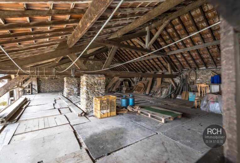 Photos du bien : Saint-Léger-en-Yvelines – Ensemble immobilier
