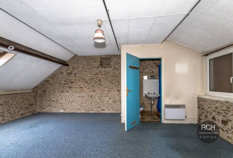 Photos du bien : Saint-Léger-en-Yvelines – Ensemble immobilier