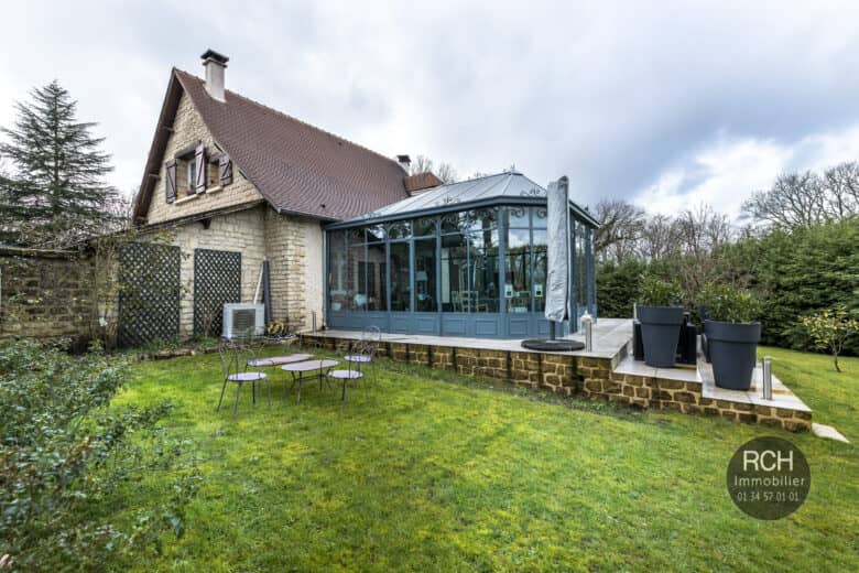 Photos du bien : Saint-Rémy-L’Honoré – Demeure de caractère entièrement rénovée