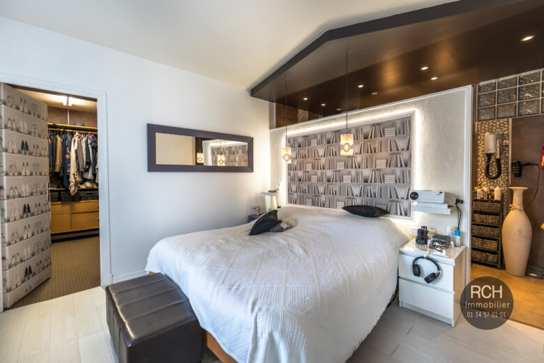Photos du bien : Exclusivité – Gambais – Très jolie maison en parfait état et en plein centre ville
