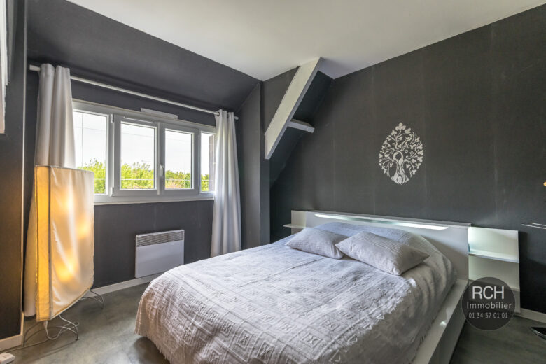 Photos du bien : Exclusivité – Gambais – Très jolie maison en parfait état et en plein centre ville