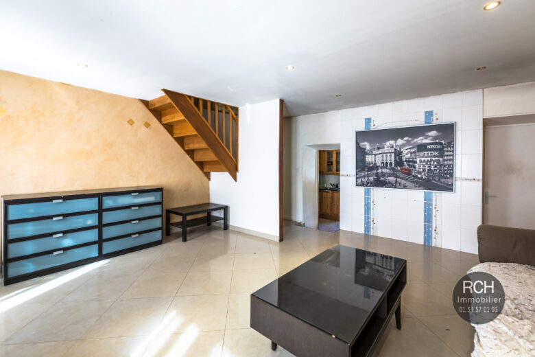 Photos du bien : Gambais – Charmante maisonnette en plein coeur du village