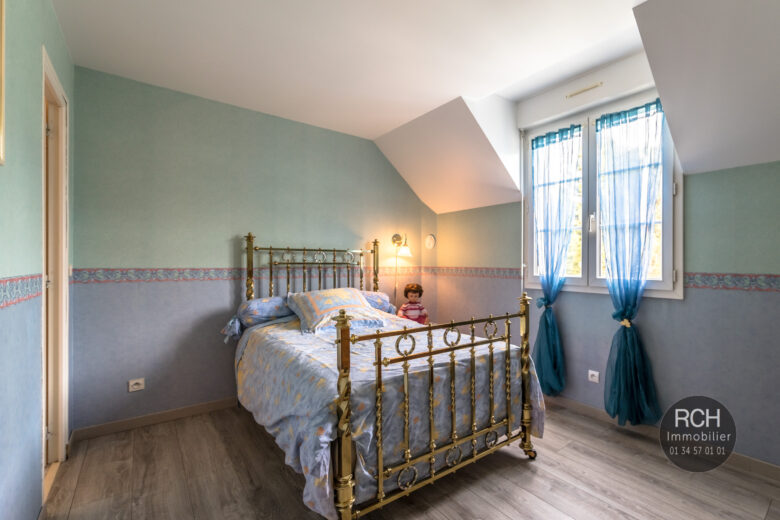 Photos du bien : Gambais – Jolie maison sur un très beau terrain de 2350 m2