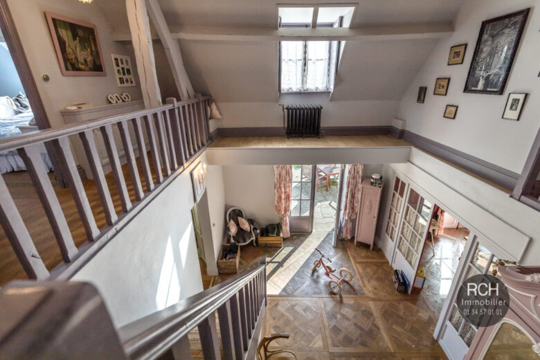 Photos du bien : Les Mesnuls – Charmante maison ancienne décorée avec goût