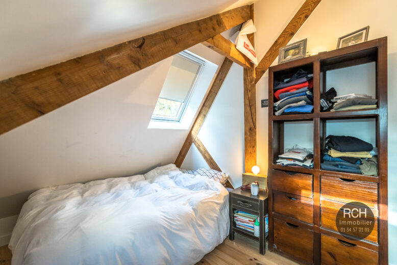 Photos du bien : EXCLUSIVITE – Montfort L’Amaury – Charmante maison entièrement restaurée avec commerces et écoles à pieds
