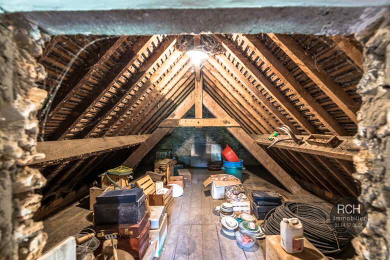 Photos du bien : Exclusivité – Gambais – Grange à rénover