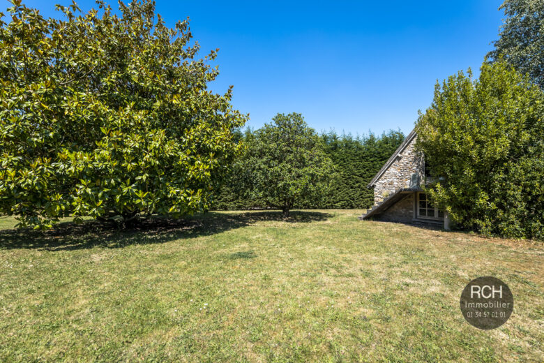 Photos du bien : Exclusivité – Gambais – Grange à rénover